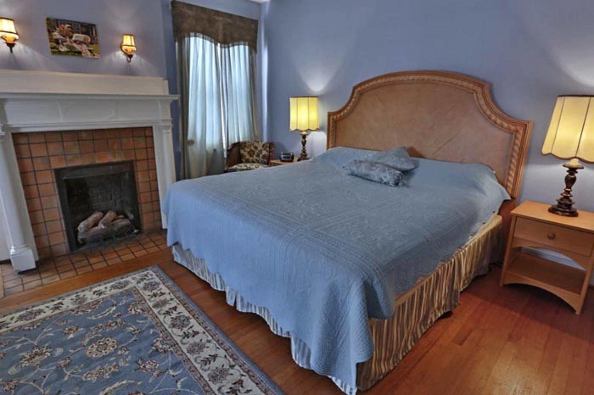 Simply Divine Hotel Дън Екстериор снимка